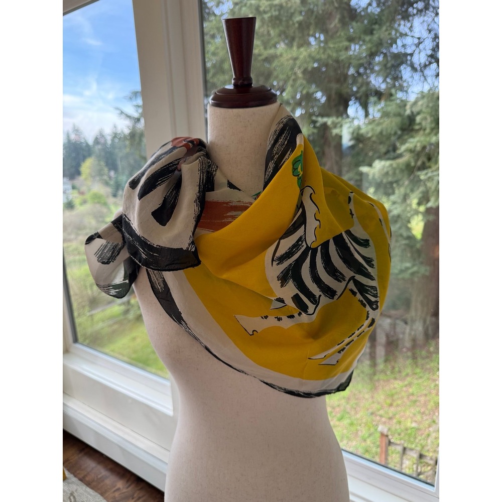 Very vintage  large glentex scarf  equestrian